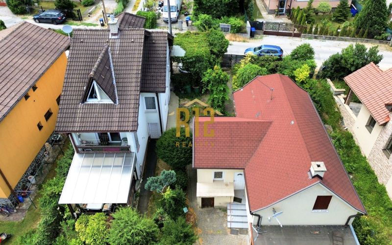 EXKLUZÍVNY Predaj rodinný dom + hosťovský dom, Nitra - Čermáň, tichá lokalita
