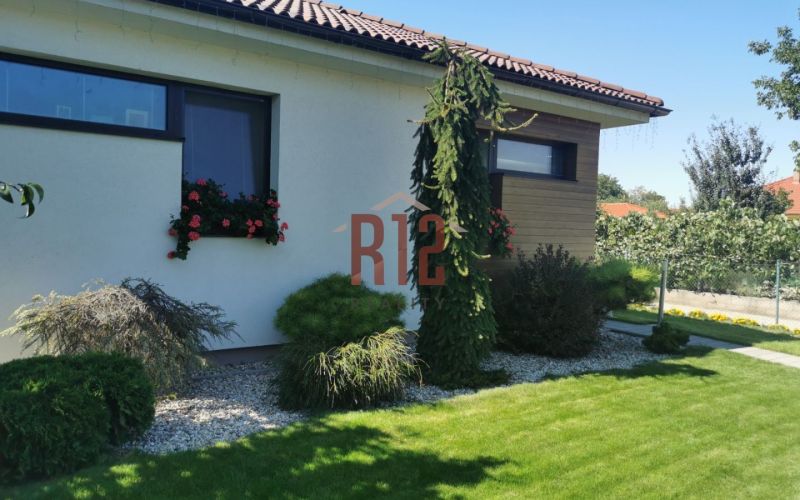 K NASŤAHOVANIU Predaj 5 izbový rodinný dom Nitra - Lužianky