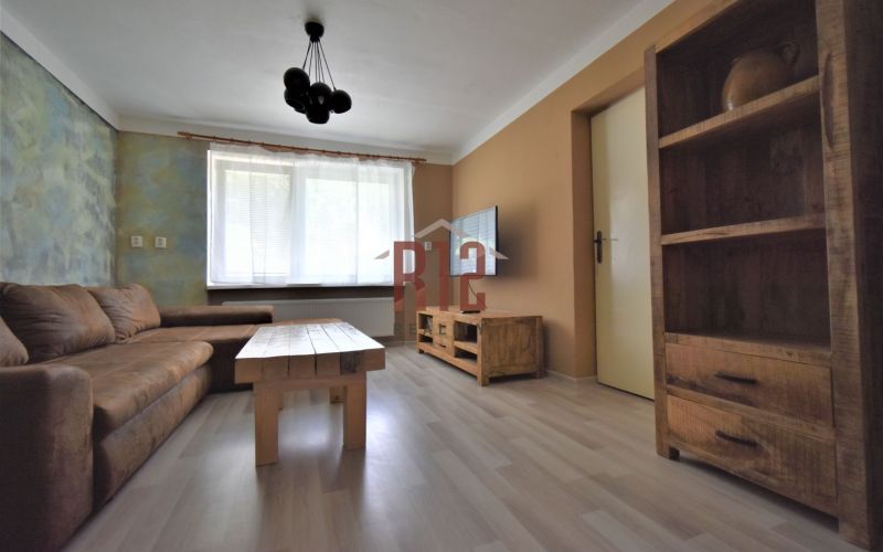 REZERVOVANÉ Predaj 3 izbový byt Nitra - Kalvária 74 m2