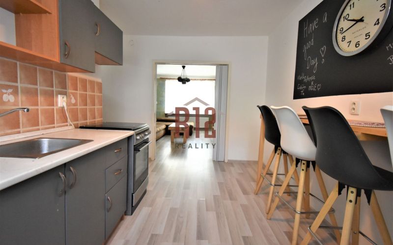 REZERVOVANÉ Predaj 3 izbový byt Nitra - Kalvária 74 m2