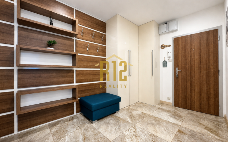 REZERVOVANÉ Predaj priestranný 2-izbový byt s balkónom – Nitra, Chrenová (Nábrežie mládeže)