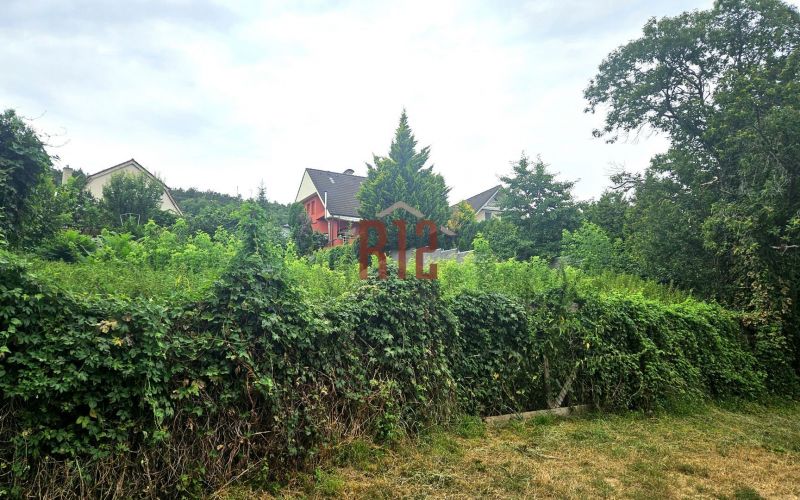 POD KALVÁRIOU Predaj pozemok Nitra, 880 m2