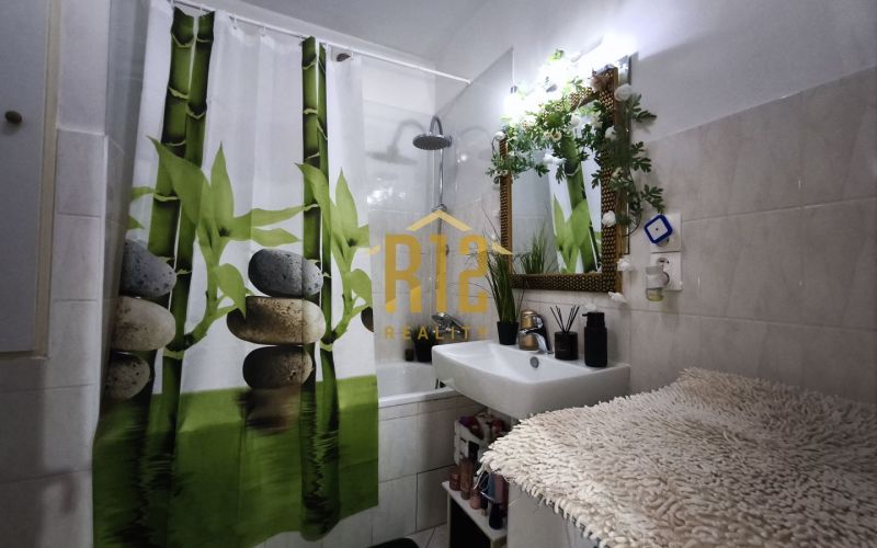 Predaj 2 izbový mezonetový byt Nitra, balkón 