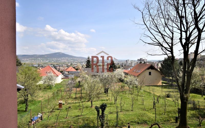 Predaj 3 izbový byt Nitra - s výhľadom na mesto
