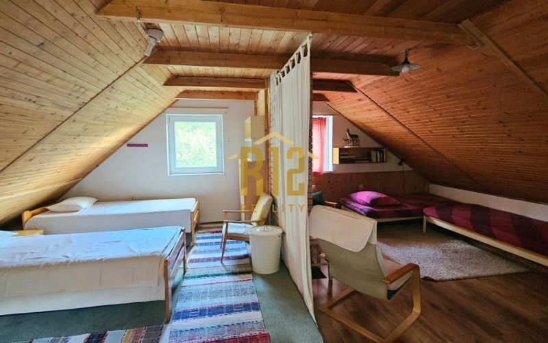 EXKLUZÍVNY Predaj chata Hodruša Hámre, okr. Žarnovica