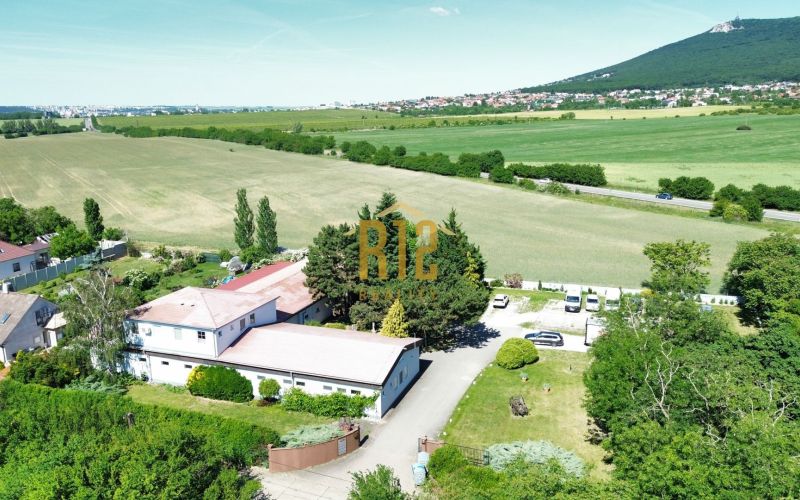 Predaj komerčný - skladový , kancelársky priestor Nitra - Malanta, 4141 m2
