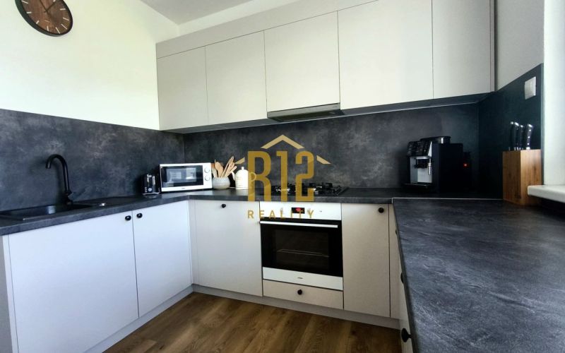 REZERVOVANÉ Predaj rekonštruovaný 2 izbový byt Nitra - Mikovíniho