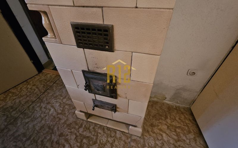 Predaj rekreačná chata Nitra - Zobor, pri lese