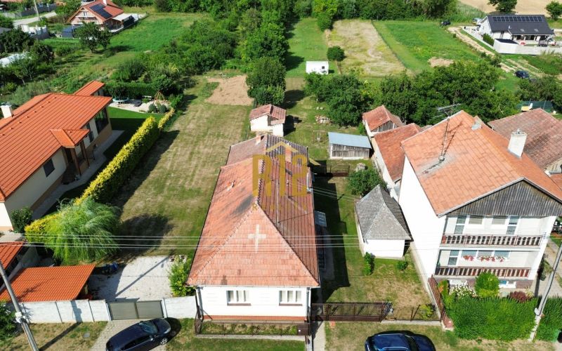 Predaj rodinný dom Nitra - Dolné Obdokovce, pozemok 1250 m2