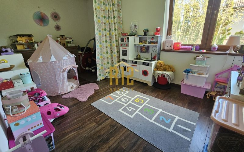 REZERVOVANÉ Predaj rodinný dom Nitra - Ivanka pri Nitre