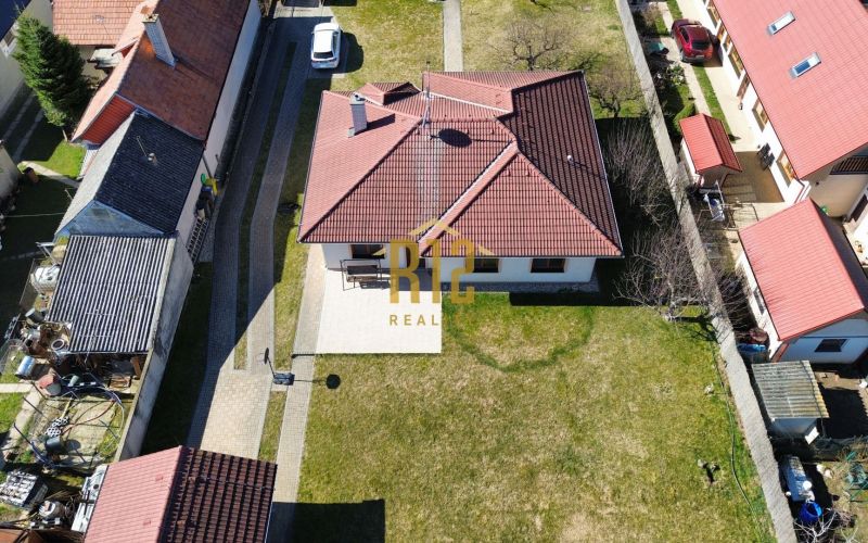 Predaj rodinný dom Nitra - Lehota, priestranný pozemok