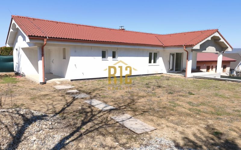 Predaj rodinný dom Nitra - Mlynárce