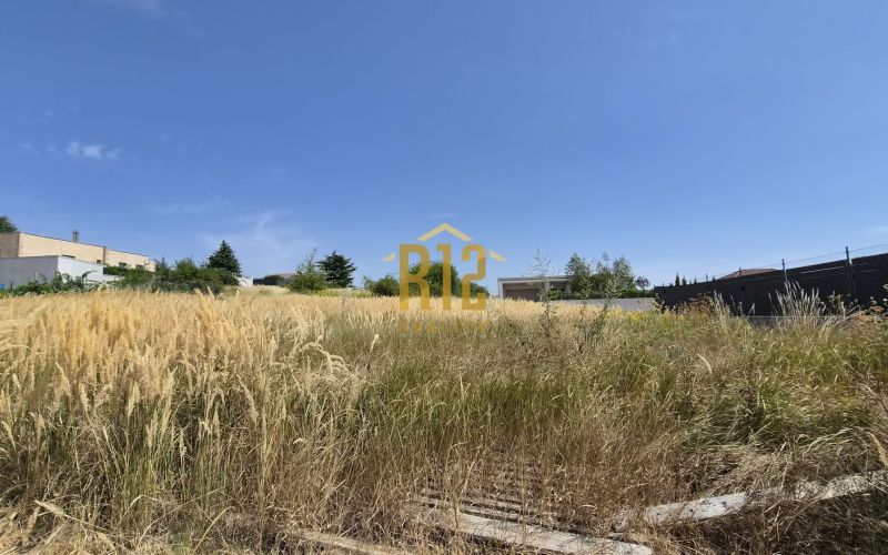 Predaj stavebný pozemok Nitra - Kynek, IS na pozemku 750 m2