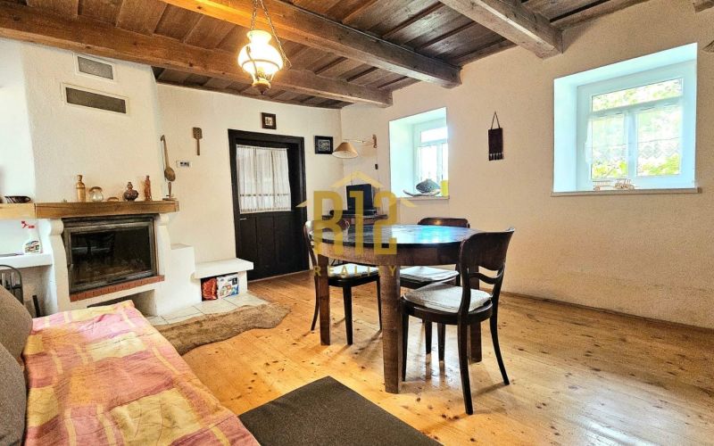 EXKLUZÍVNY Predaj tradičný banský rodiný dom - Uhliská