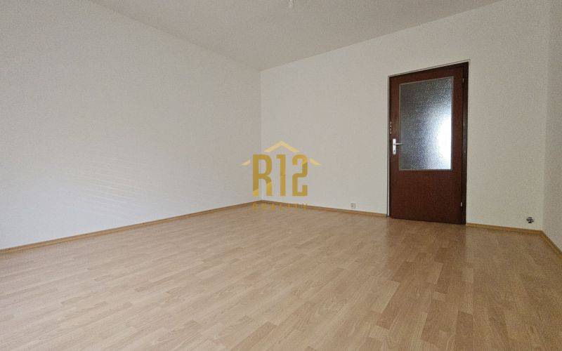 Predaj veľký 1 izbový byt Nitra, 48 m2