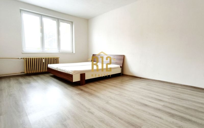 Prenájom 1 izbový byt, Nitra - Vikárska ul.