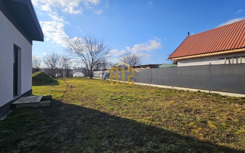 PRIESTRANNÝ rodinný dom Nitra - Cabaj-Čápor