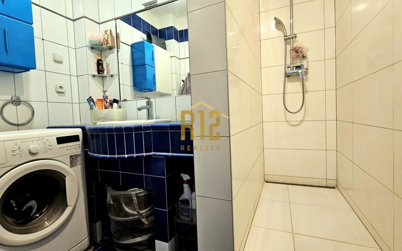 REZERVOVANÉ Predaj 2 izbový byt Nitra - Hollého, balkón