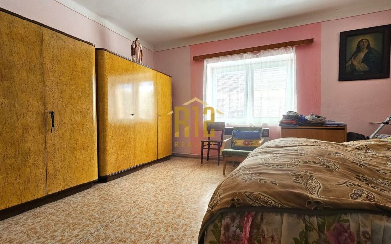 PRIPRAVUJEME Predaj rodinný dom Nitra - Dolné Obdokovce