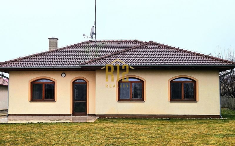 Predaj rodinný dom Nitra - Lehota, priestranný pozemok